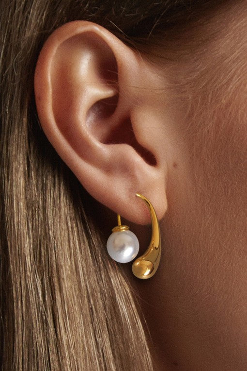 Pearl Drop Earrings