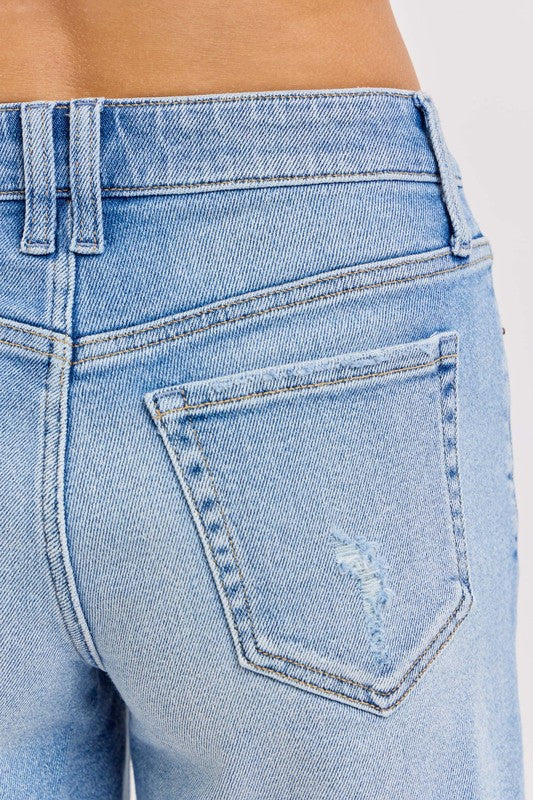 Missy Roomy Denim Short