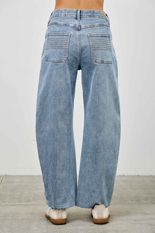 Pleated Barrel Jeans
