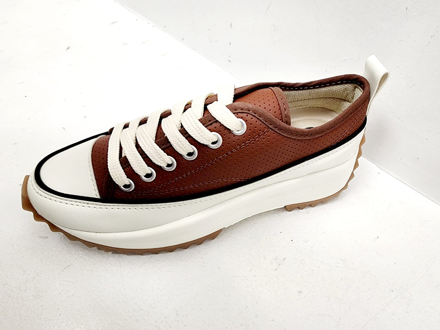 Fenix Brown Sneaker - Sale
