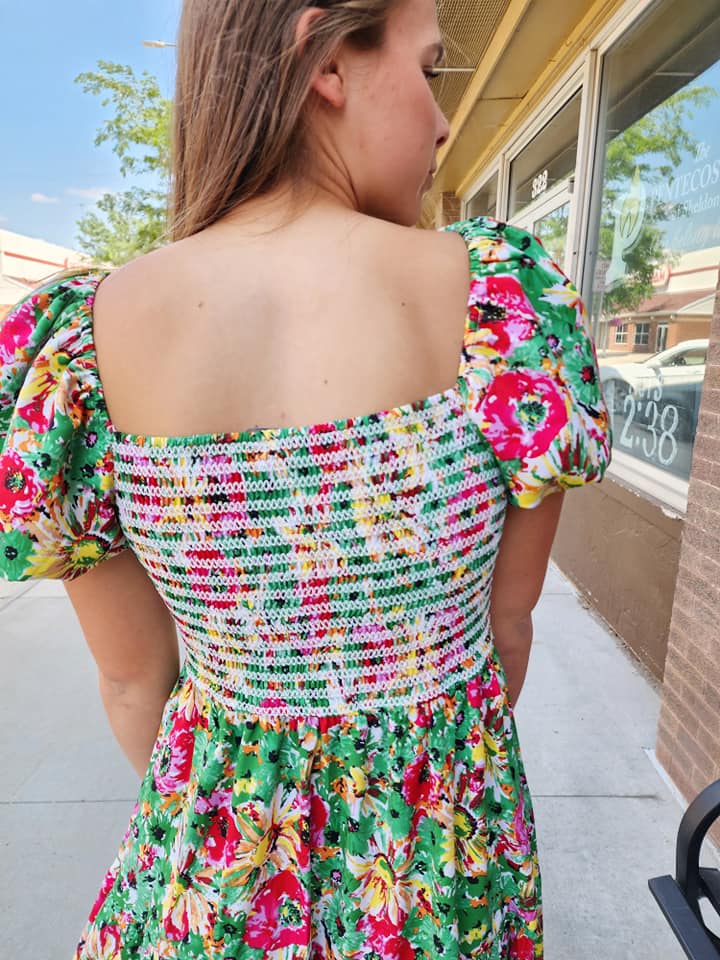 Green Floral Curvy Puff Sleeve - sale