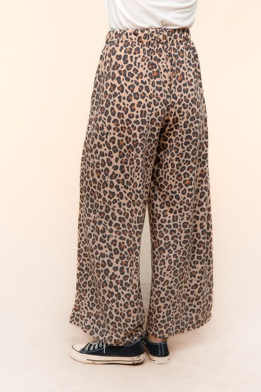 Livia Leopard Pant