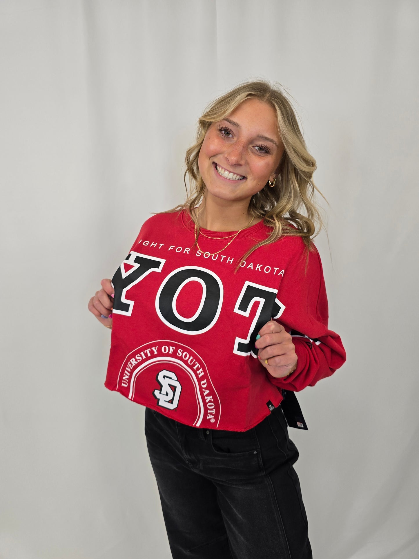 Coyotes Crop Crewneck