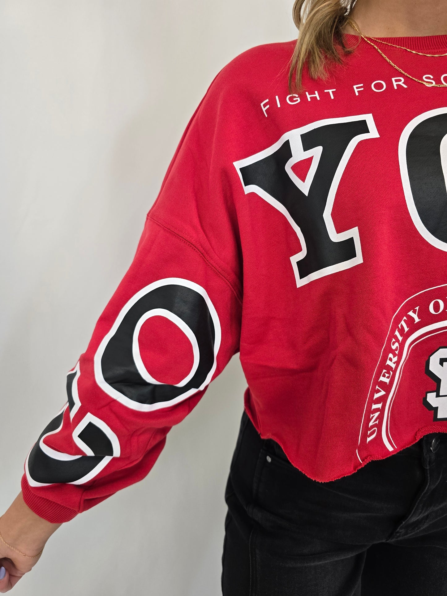 Coyotes Crop Crewneck