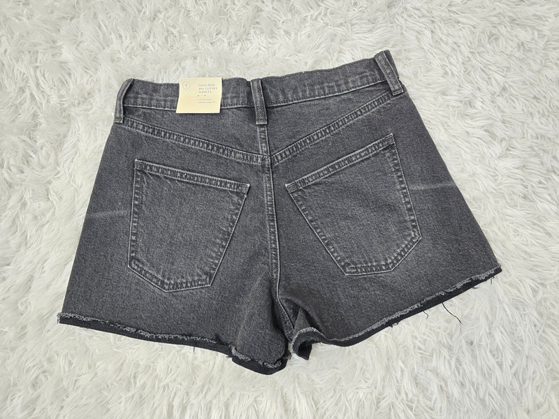 Black Universal Threads Shorts