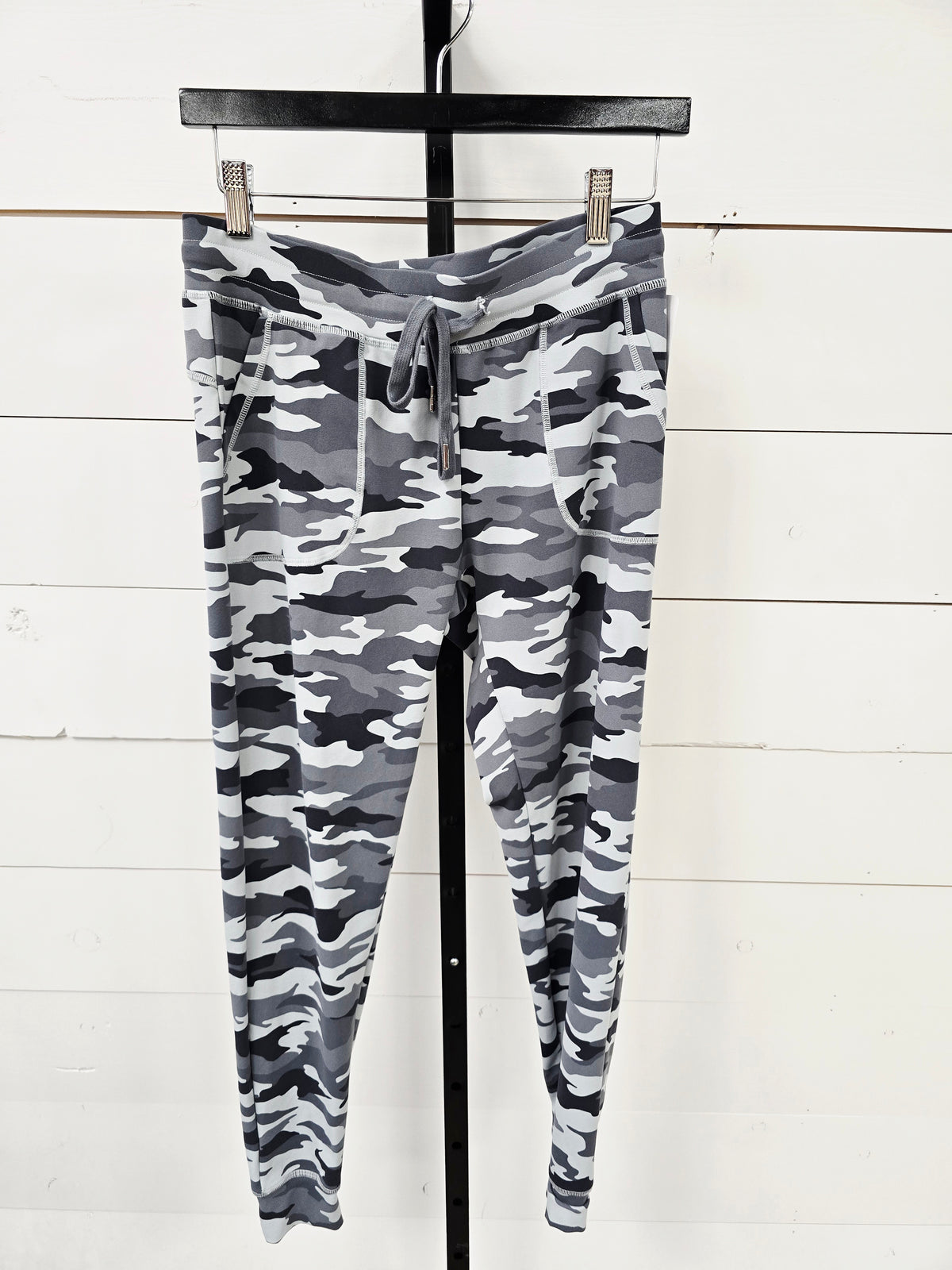 Zyia Camo Jogger
