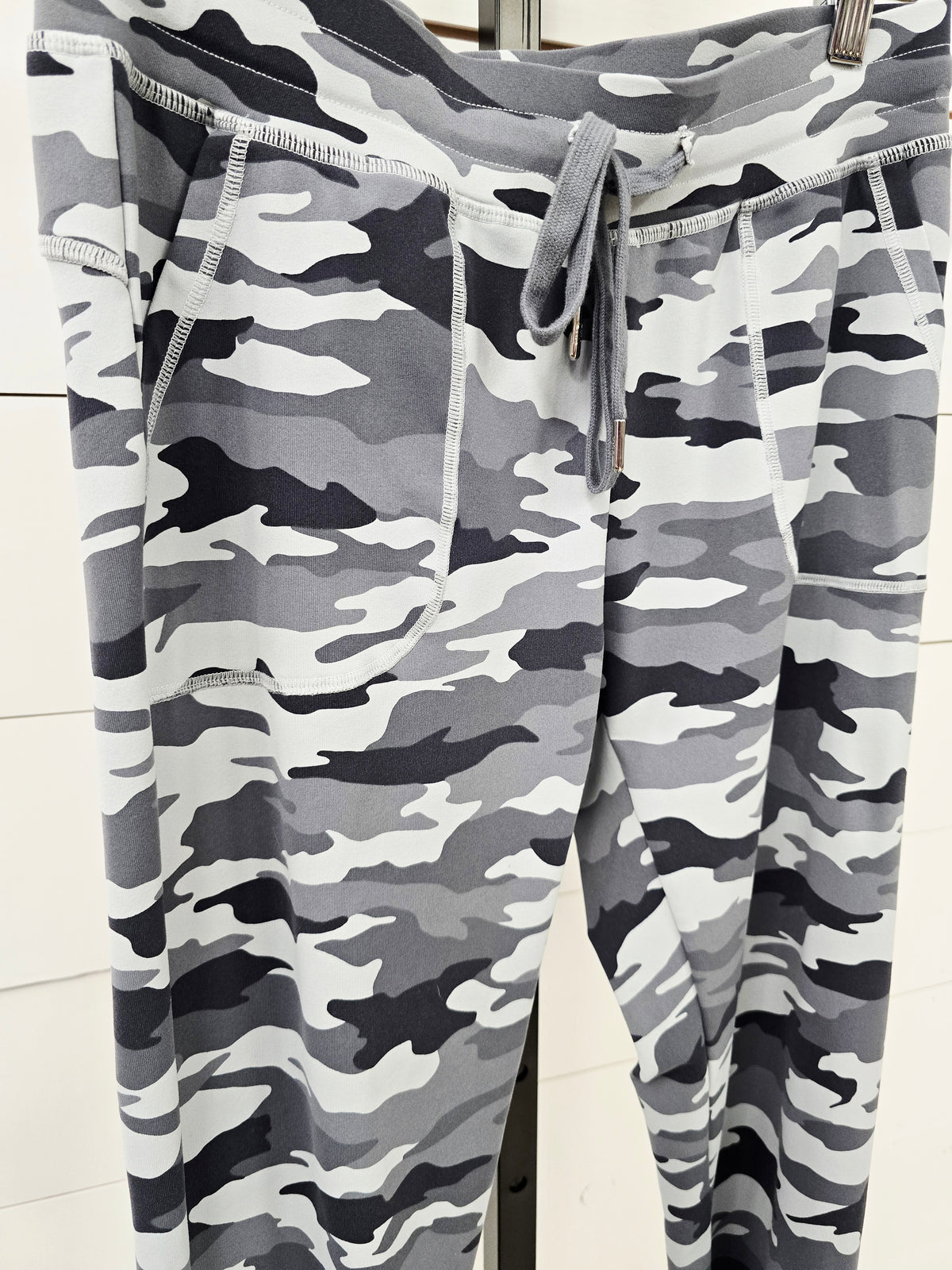 Zyia Camo Jogger