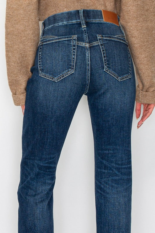 Tammie Straight Jeans
