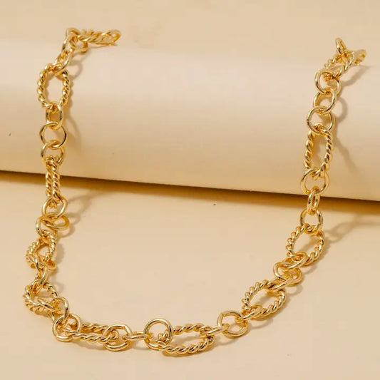 Twisted Oval Necklace
