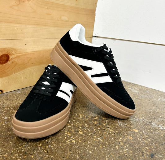 Topping Blk/Wht Sneaker