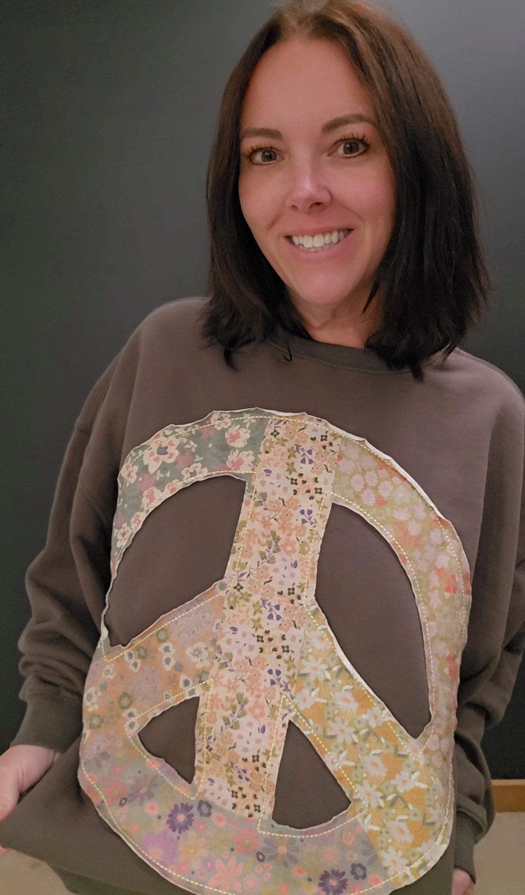 Peace Applique Sweatshirt