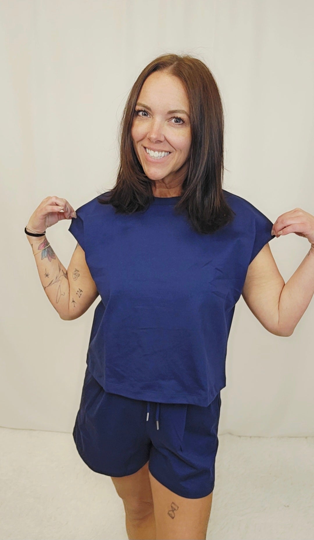Megan Navy SET