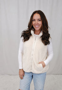 Athena Sherpa Vest