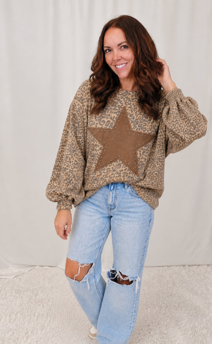 Sandy Leopard Pullover