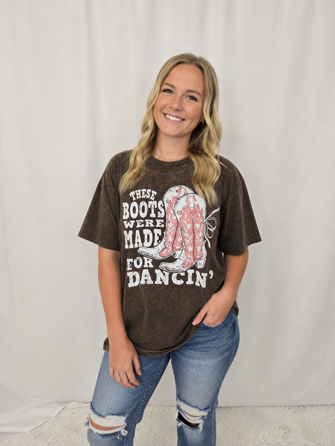 Boots Dancin' Tee