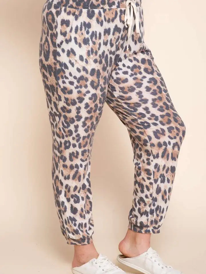Leena Leopard Jogger
